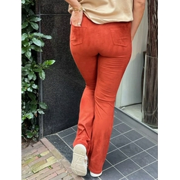 Overview second image: Madame Liz Flared pant suedelook