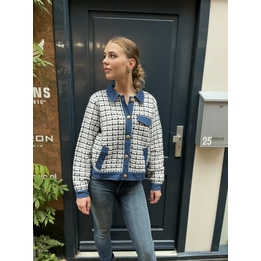 Overview image: Culture CUbucca jacket