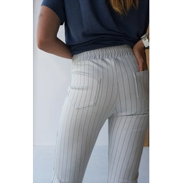 Overview second image: Madame Liz Pantalon pinstripe